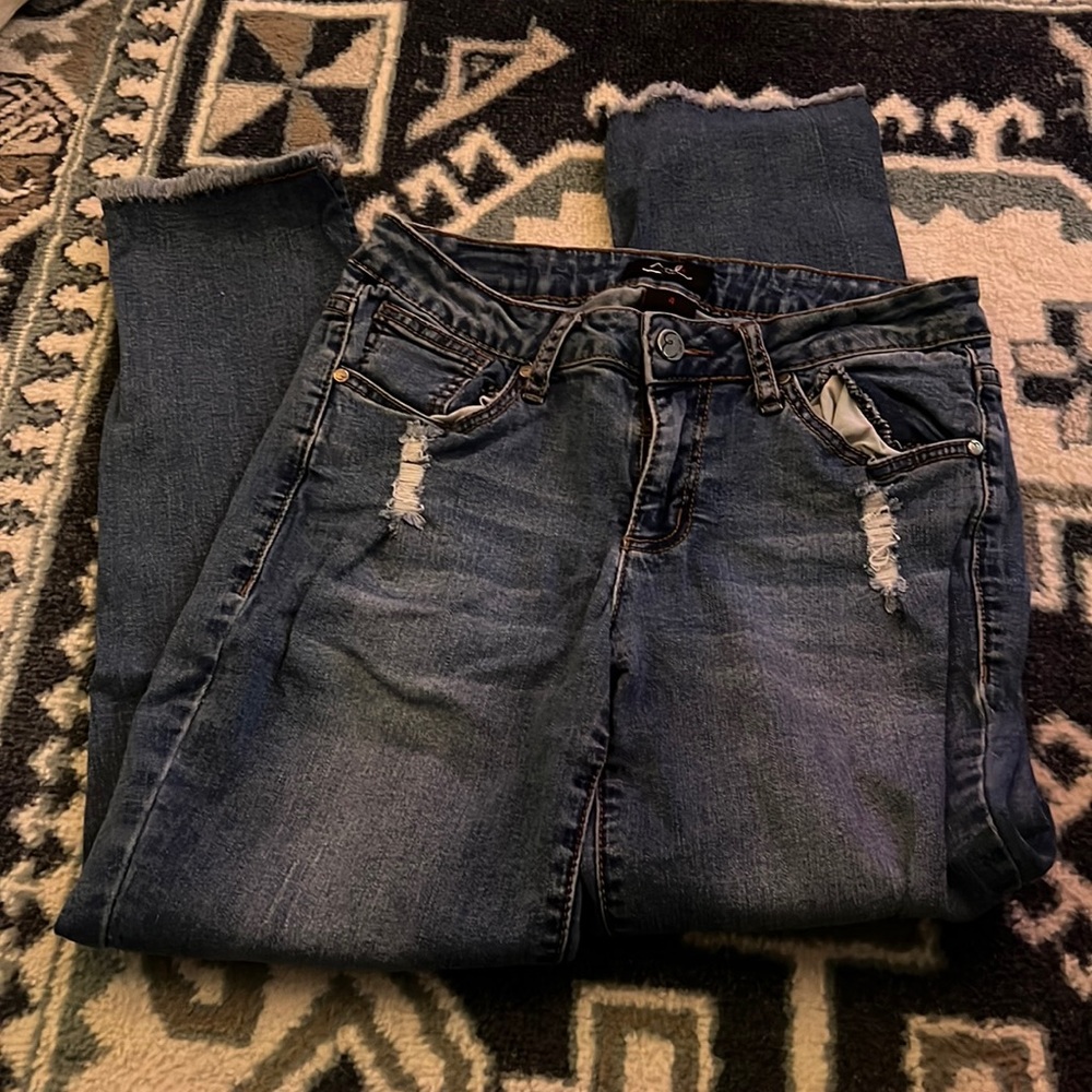 Earl jeans size 4